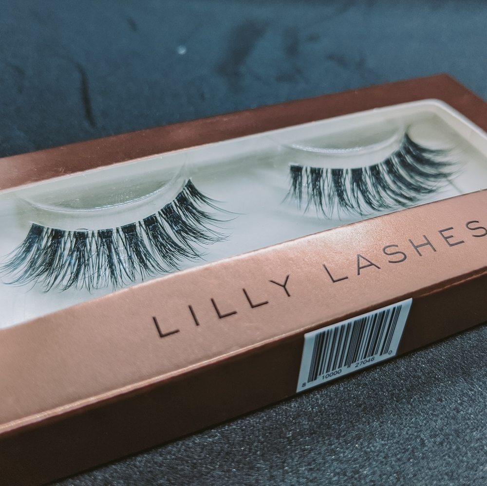 Limited Edition Lilly Lashes (Gaia) NIB